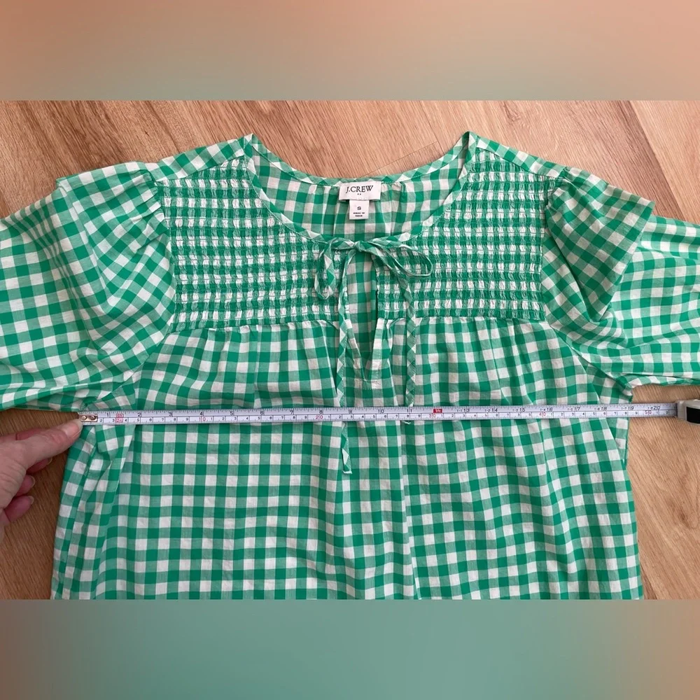 J. Crew green gingham white tie-neck smocked top small blouse preppy shirt